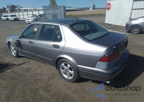 2001 Saab 9-5 Se z USA, uszkodzony, nr VIN YS3EF48Z213045447